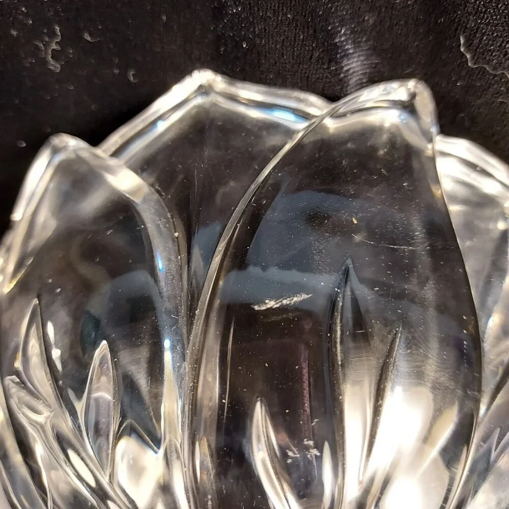 Marquis Waterford Crystal Bowl Christmas Poinsettia Candy Signed 5 Inch Diameter - Picture 12 of 13